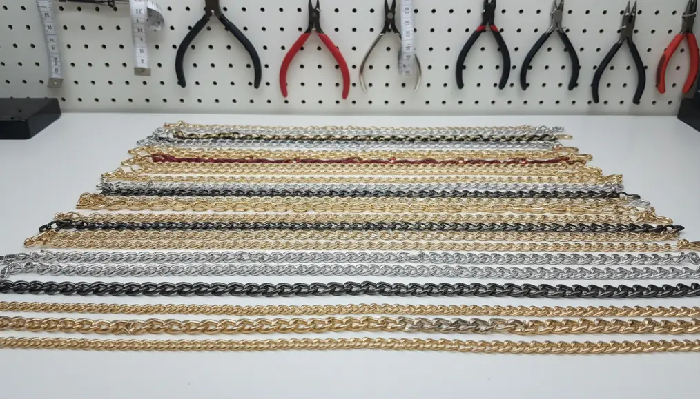 Pilihan Solusi untuk Ganti Rantai Tas (Chain Strap)