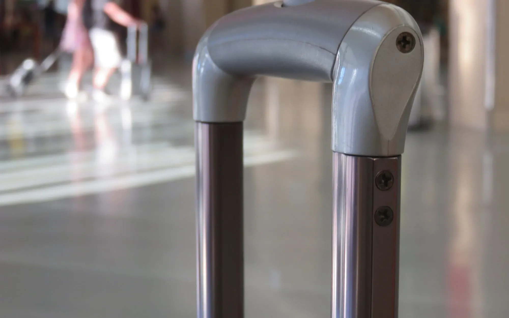 Tips Merawat Handle Koper Agar Tidak Mudah Rusak