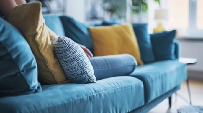 Panduan Praktis Membersihkan Sofa Tanpa Merusak Bahan